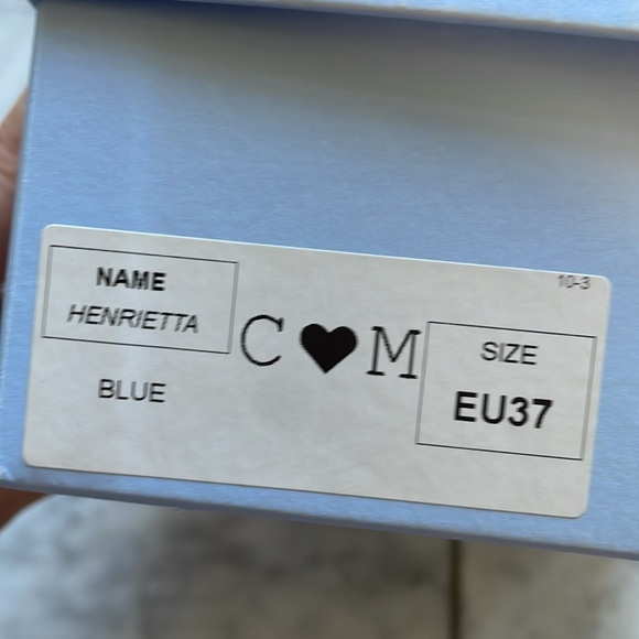 Brand New in Box! Charlotte Mills stacked blue heels - Picture 4 of 9